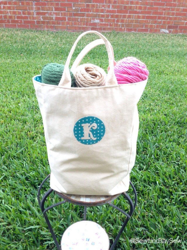 On the Sew Lindsay Sew blog: Amanda's knitting bag pattern review